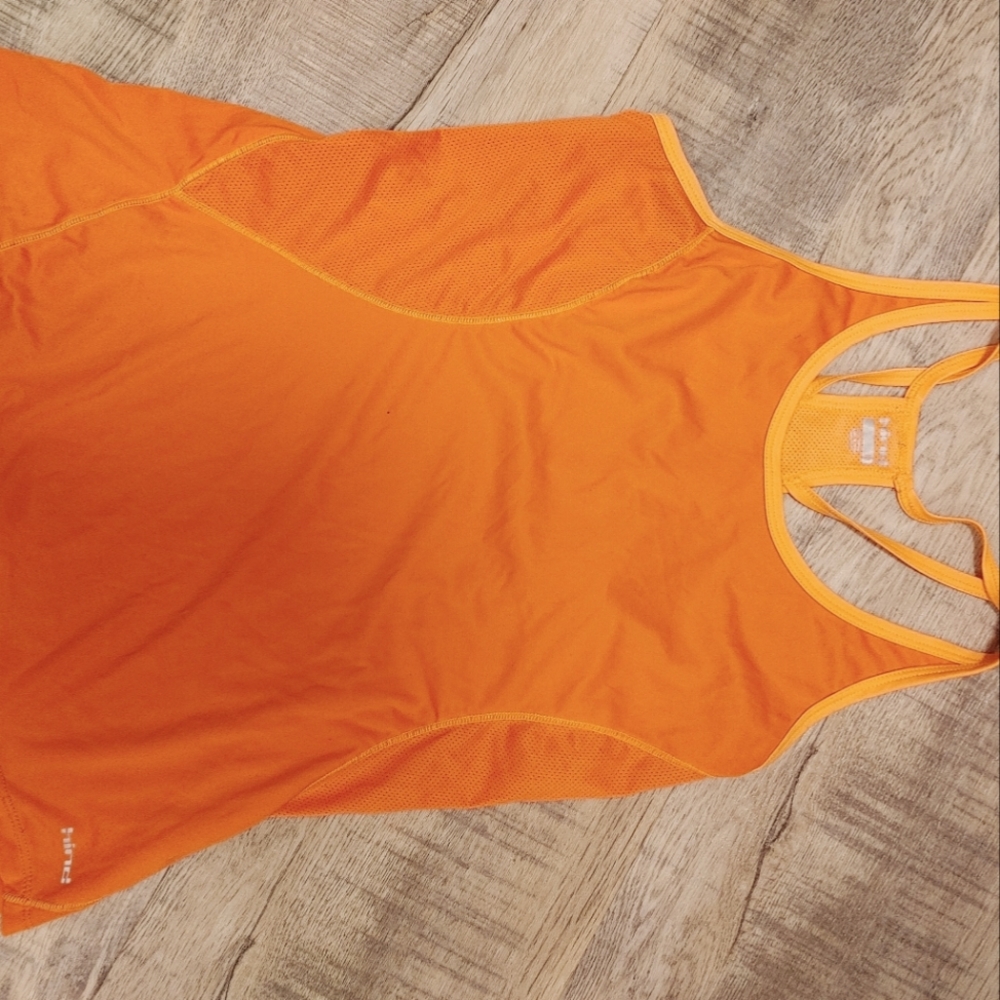 Workout tank top